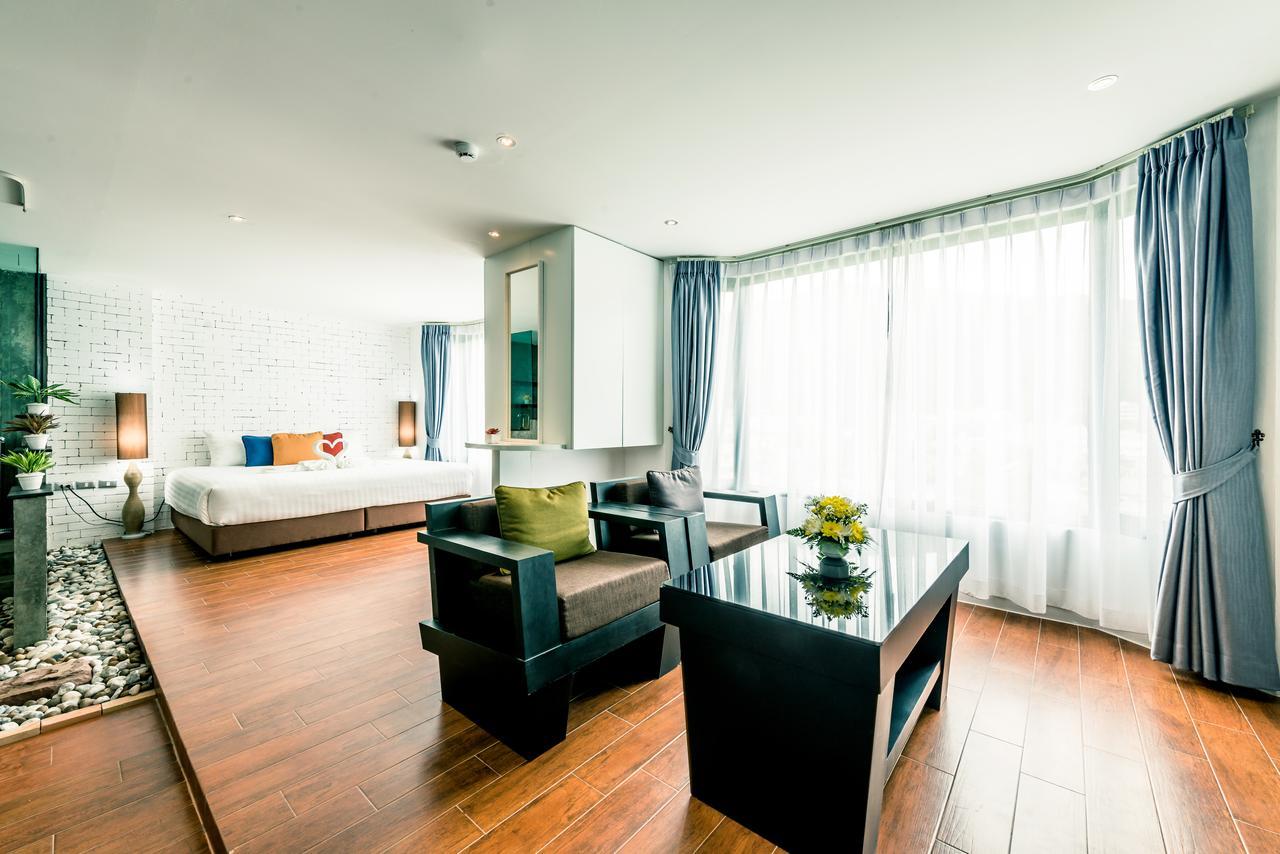 Raha Grand Hotel Patong Room photo